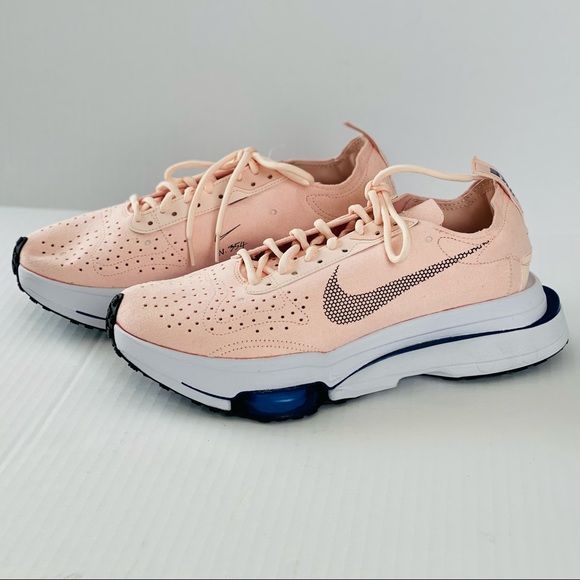 NWT Nike Women’s Air Zoom Type Sneaker, Orange Pearl Deep Royal Blue, Size 11 - Picture 2 of 16
